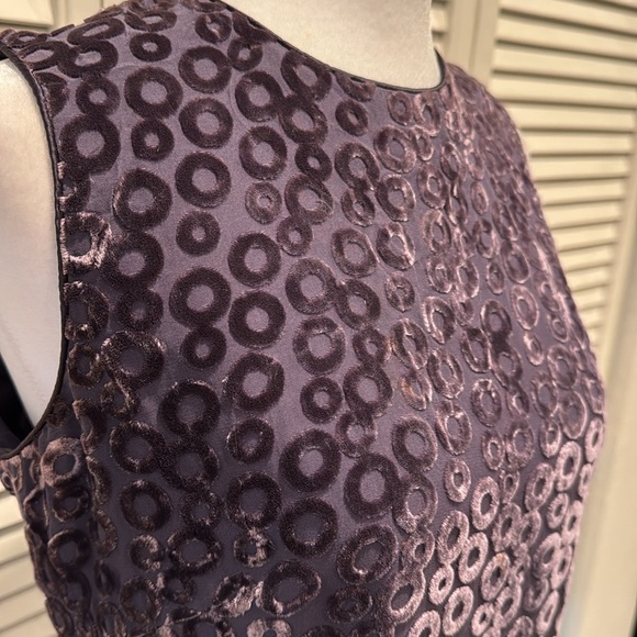Banana Republic Sleeveless Silk Top - Picture 4 of 8